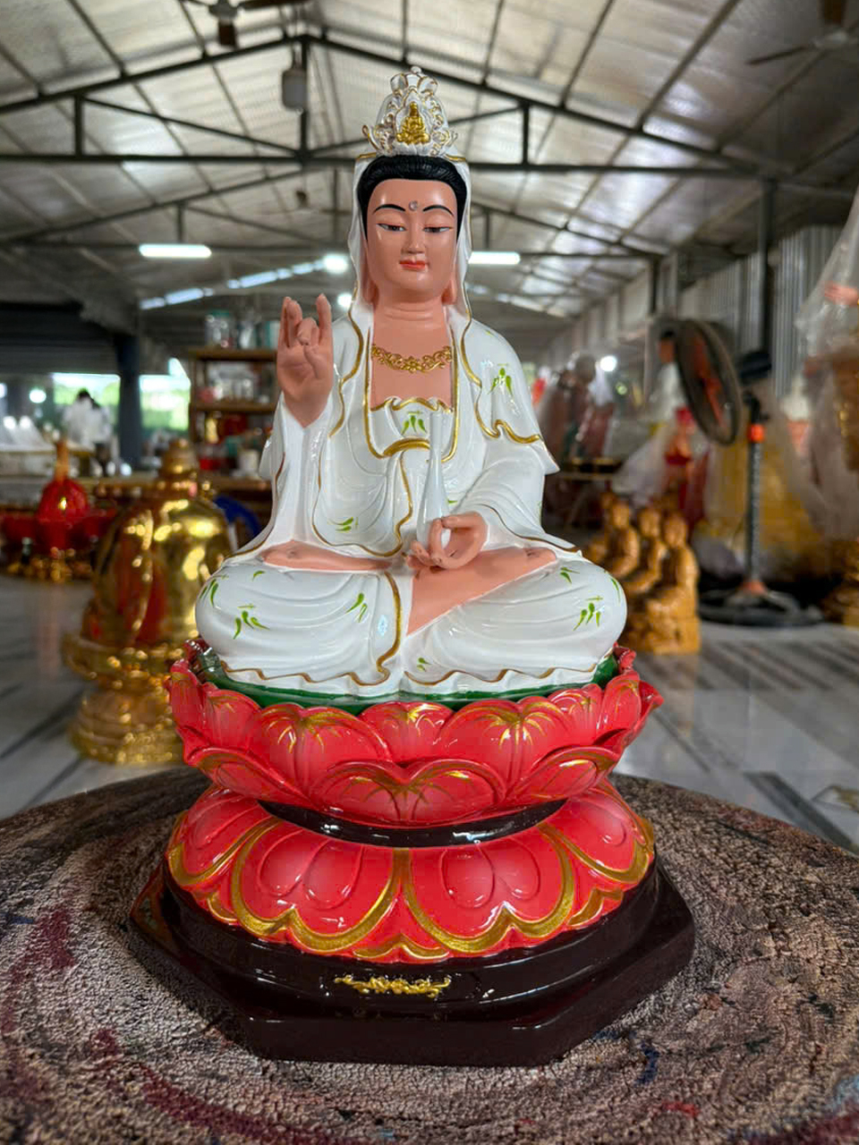 Tôn tượng Quan Thế Âm cao 45cm